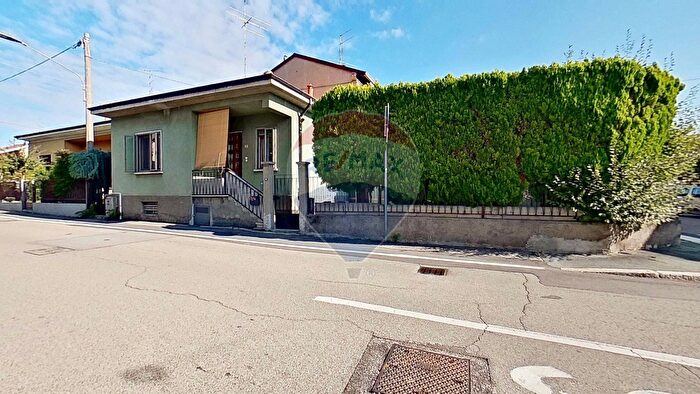 Casa bilocale in vendita in Via SantAnna, Castellanza