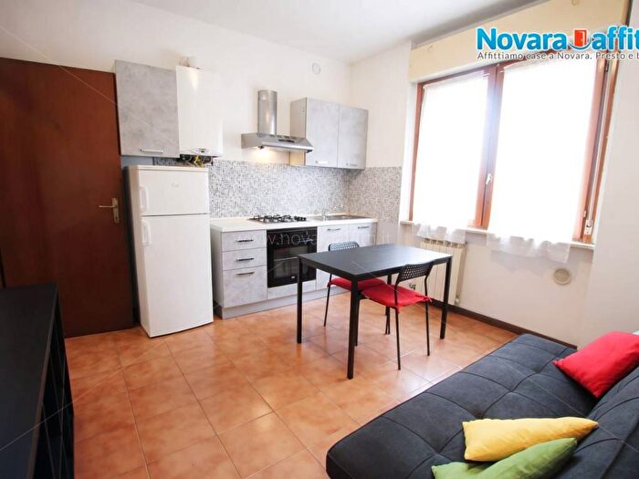 Appartamento bilocale in affitto in Via San Bernardino da Siena, Centro Stazione, Novara