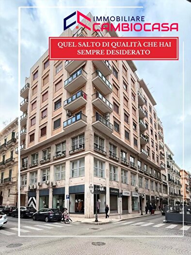 Appartamento con 7 locali in vendita in Via di Palma, Taranto