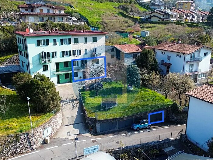 Appartamento con 6 locali in vendita in Via Giovanni Paolo I Papa, Sovere