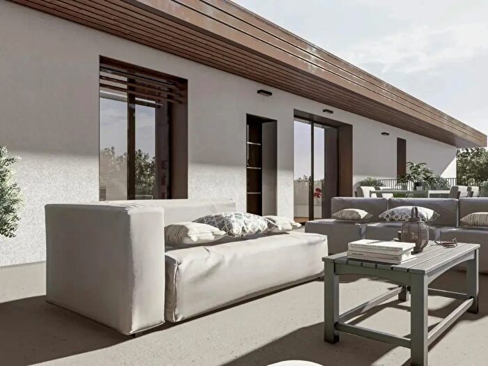 Appartamento trilocale in vendita in Via dei Vignali, Terno DIsola