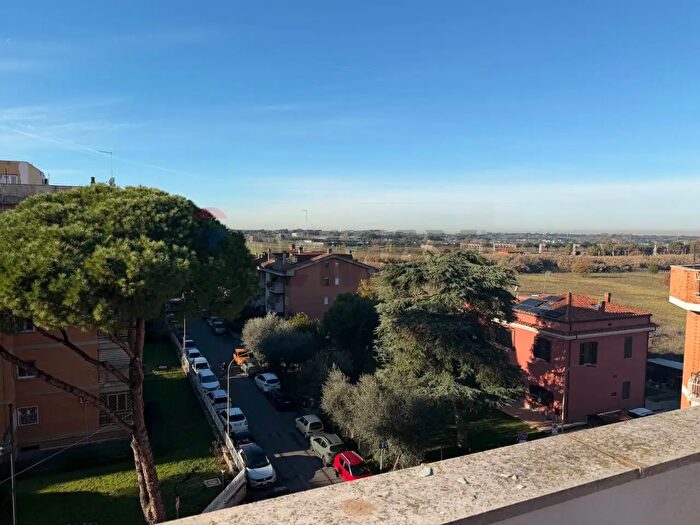 Appartamento con 5 locali in vendita in Via Carlo Pirzio Biroli, Ciampino