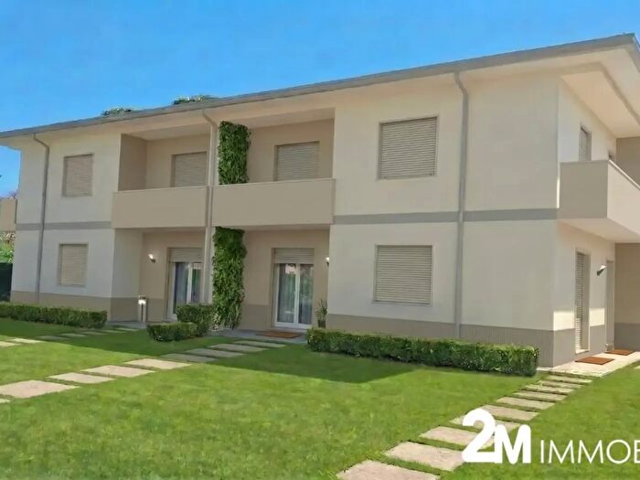 Appartamento con 6 locali in vendita in San Giuliano Terme