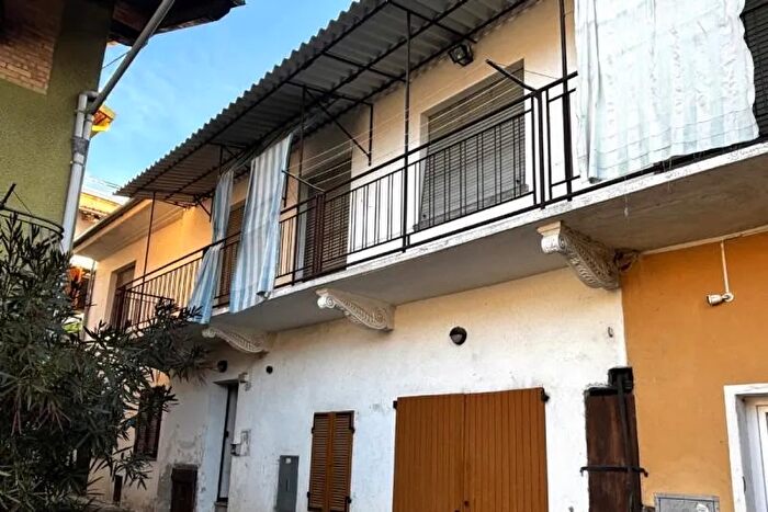 Casa in vendita in Viu