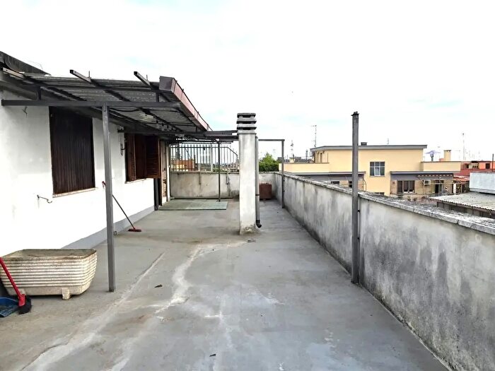 Appartamento trilocale in affitto in Via di Bravetta, Roma