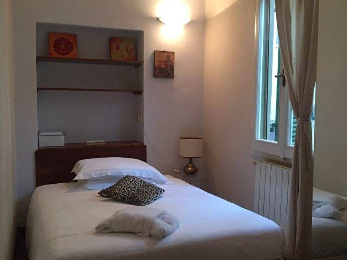 Appartamento trilocale in affitto in Via Santa Maria, Santo Spirito, Firenze