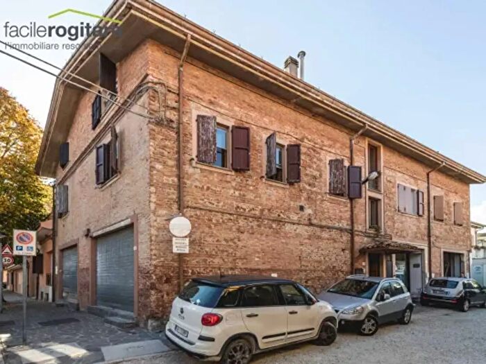 Appartamento con 6 locali in vendita in Via Cavour, Cattolica