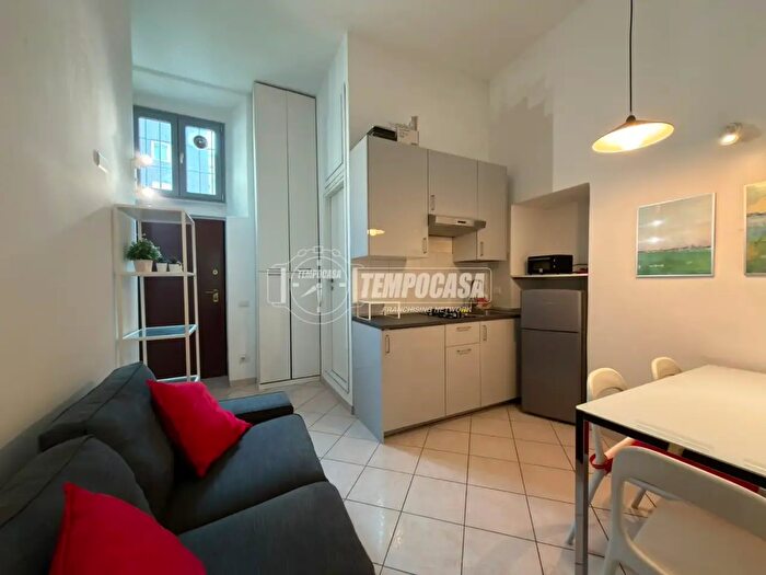 Appartamento bilocale in affitto in Via Giovanni Battista Varè, Milano