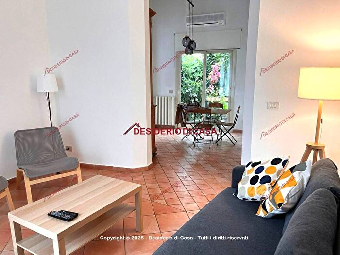 Appartamento quadrilocale in affitto in Via Marinai Alliata, Mondello Valdesi, Palermo