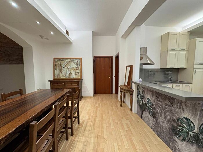 Appartamento con 5 locali in affitto in Via Chiaramonti, Centro Storico, Cesena