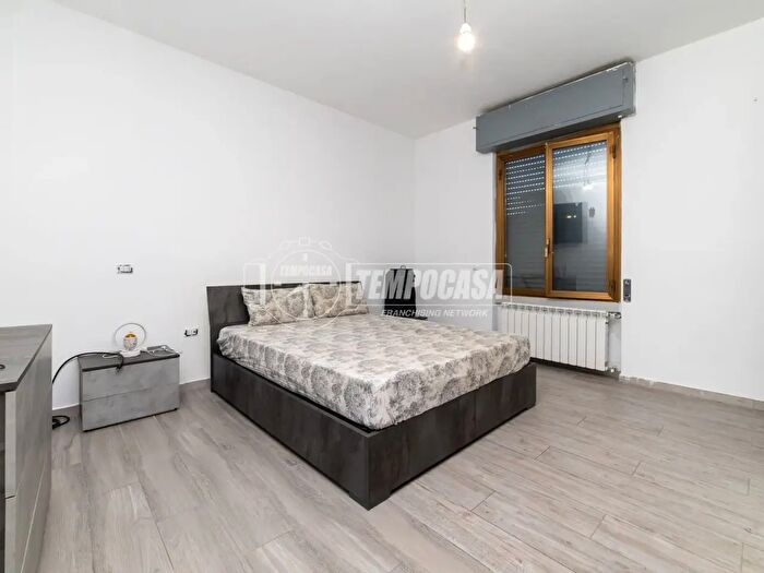 Appartamento trilocale in vendita in Arcene