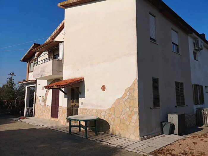 Casa quadrilocale in affitto in Strada Del Chiarone, Montalto di Castro