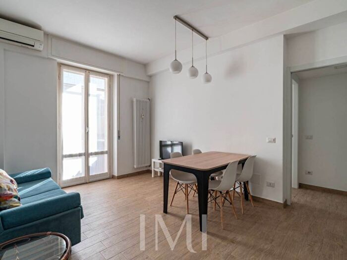 Appartamento bilocale in affitto in Via Massimo Gorki, Giambellino, Milano
