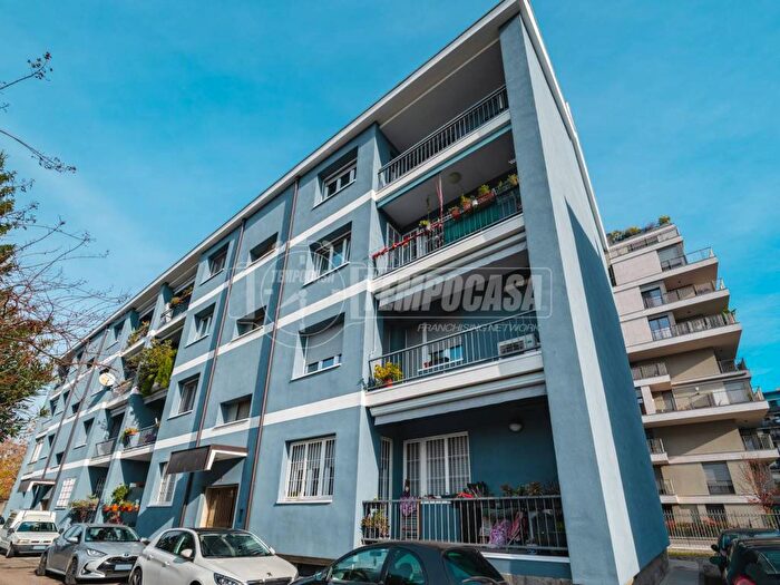 Case in Vendita e in Affitto - 2