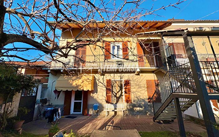 Casa con 8 locali in vendita in Via Umberto I, Rivalta Di Torino