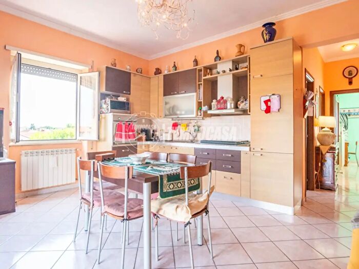 Appartamento quadrilocale in vendita in Via Anguillarese, Anguillara Sabazia