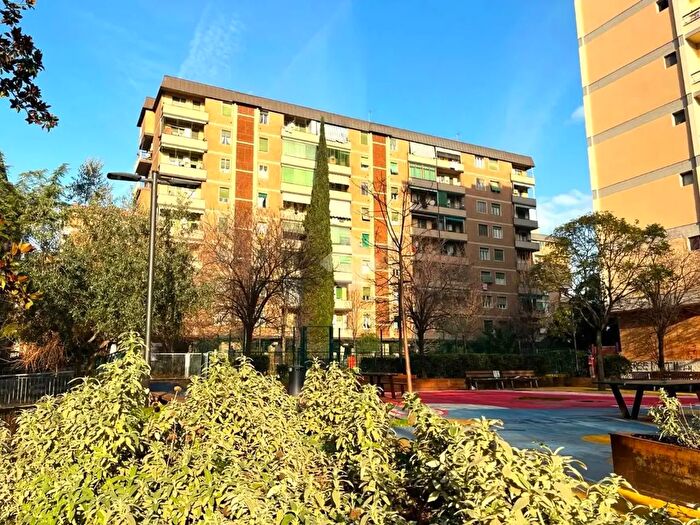 Appartamento quadrilocale in vendita in Via Bisenzio, Firenze