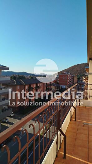 Appartamento con 8 locali in vendita in Via del Risorgimento, Brescia