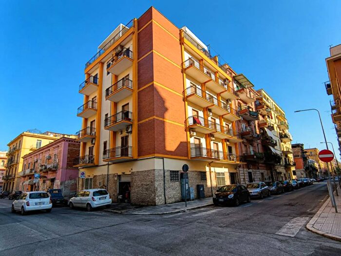 Appartamento trilocale in affitto in Via Amicangelo Ricci, Immacolata, Foggia