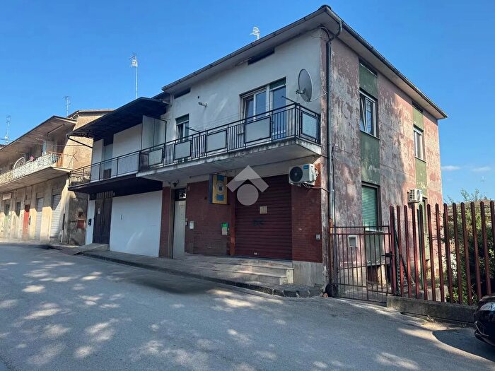 Appartamento trilocale in vendita in Via dei Mulini, Venafro