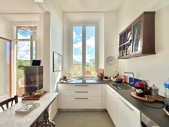 Appartamento trilocale in vendita in Via Bolognese, Firenze