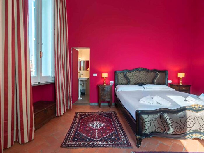 Appartamento bilocale in affitto in Via della Scala, Fortezza Stazione, Firenze
