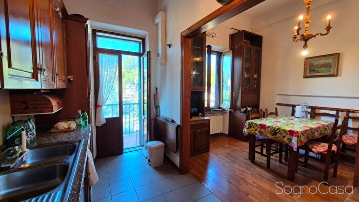 Appartamento trilocale in vendita in Via Vincenzo Borghini, Firenze