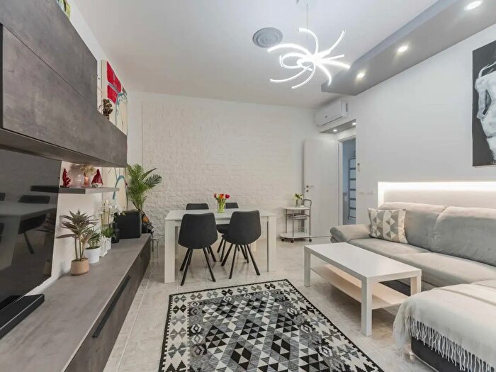 Appartamento quadrilocale in vendita in Via delle Rose M, San Pietro In Casale