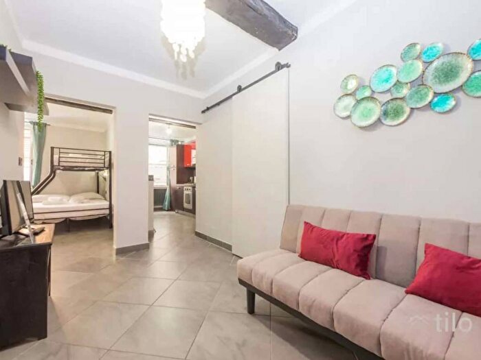 Appartamento quadrilocale in affitto in Via Colombo, San Vincenzo, Genova