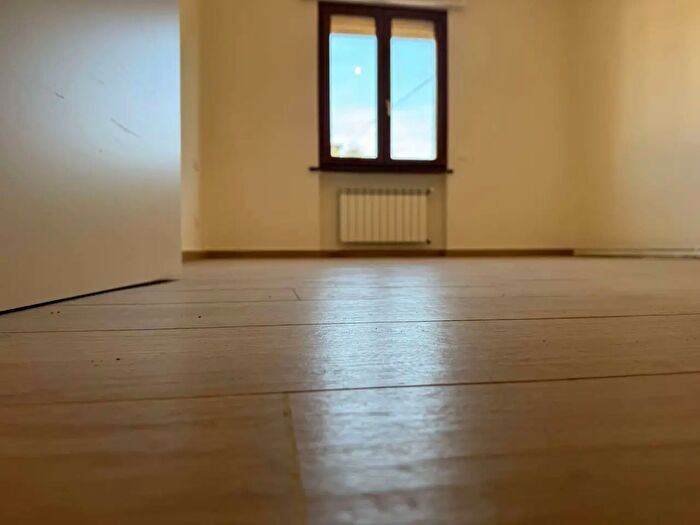 Appartamento trilocale in vendita in Via Lanza, Piacenza