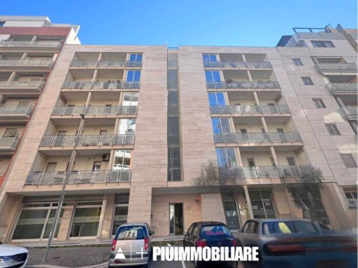 Appartamento trilocale in affitto in Centro, Matera