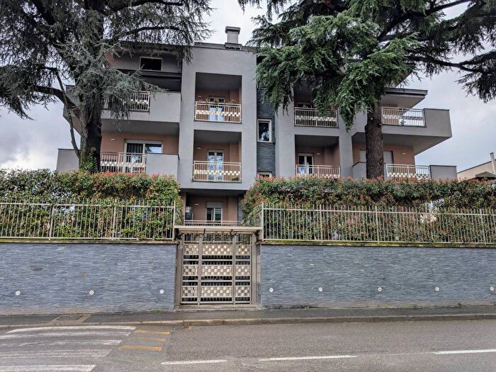 Appartamento bilocale in affitto in Via per Castellanza, San Martino, Legnano