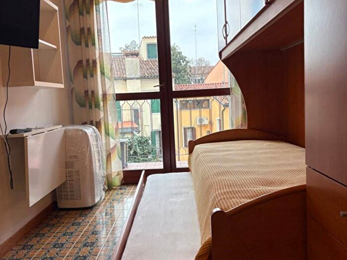 Appartamento monolocale in affitto in Via Cesare Battisti, Santa Sofia Altinate, Padova