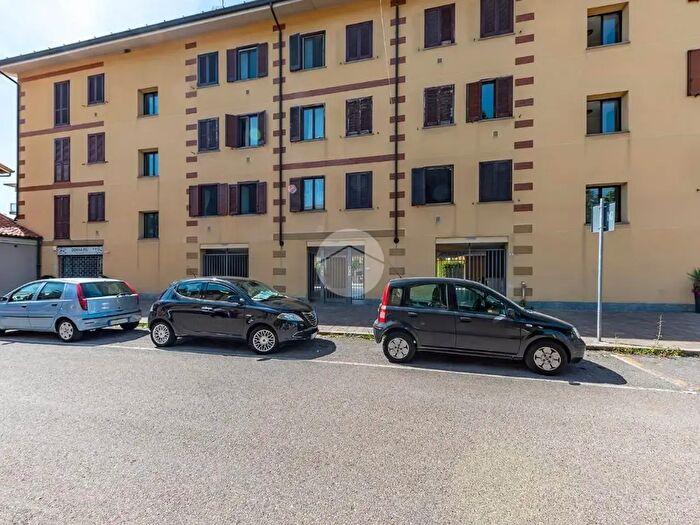 Appartamento con 5 locali in vendita in Via Conciliazione, Baranzate