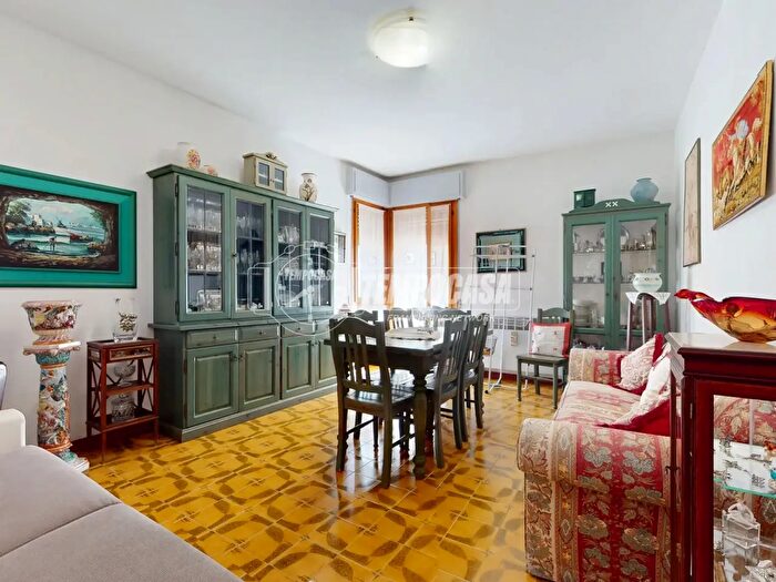 Appartamento quadrilocale in vendita in Via Minghetti, Vergato