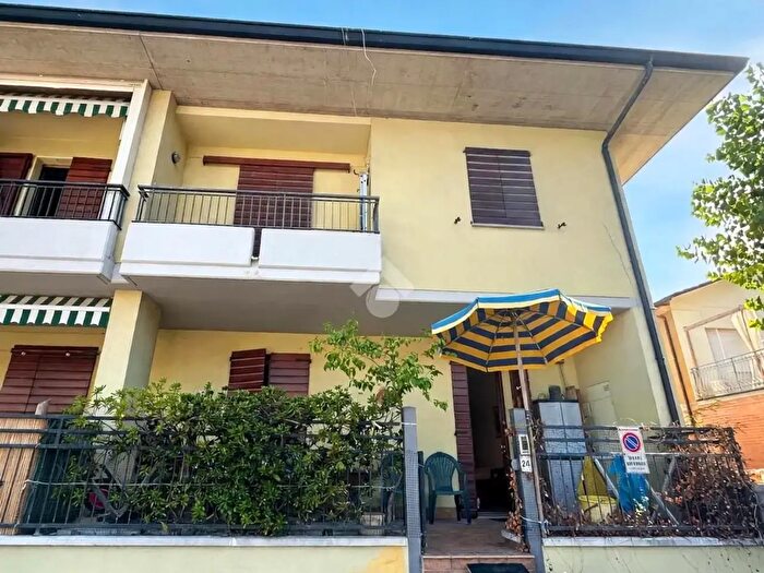 Appartamento bilocale in vendita in Via della Pineta, Ravenna