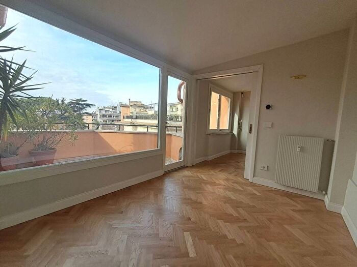 Casa con 6 locali in affitto in Via Antonio Bertoloni, Parioli, Roma