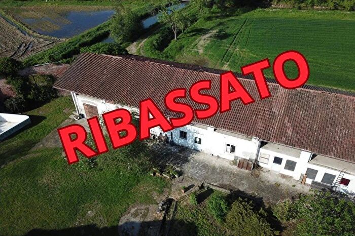 Casa con 20 locali in vendita in Cascina Molinazzo Mediglia, Mediglia