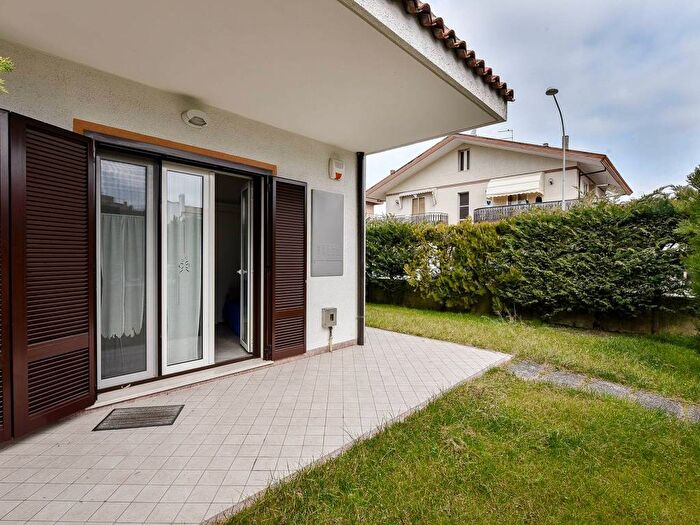 Appartamento trilocale in affitto in Via Livenza, Lido Centro Ovest, Jesolo