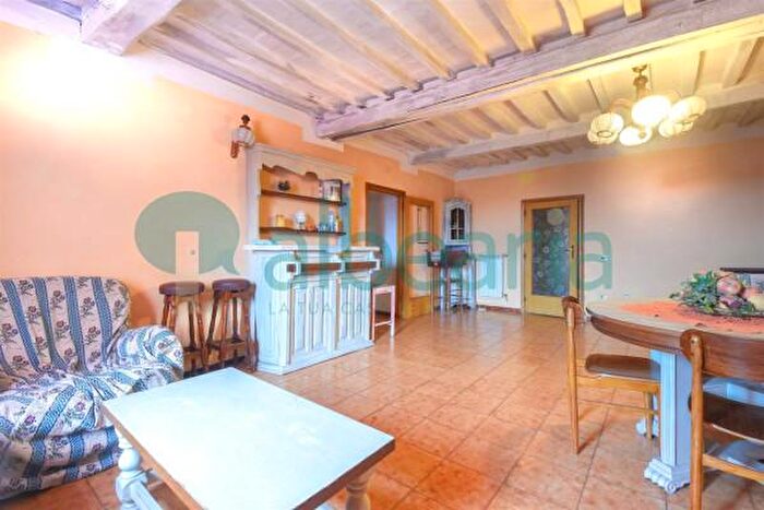 Appartamento con 5 locali in vendita in Via Roma, Scarlino