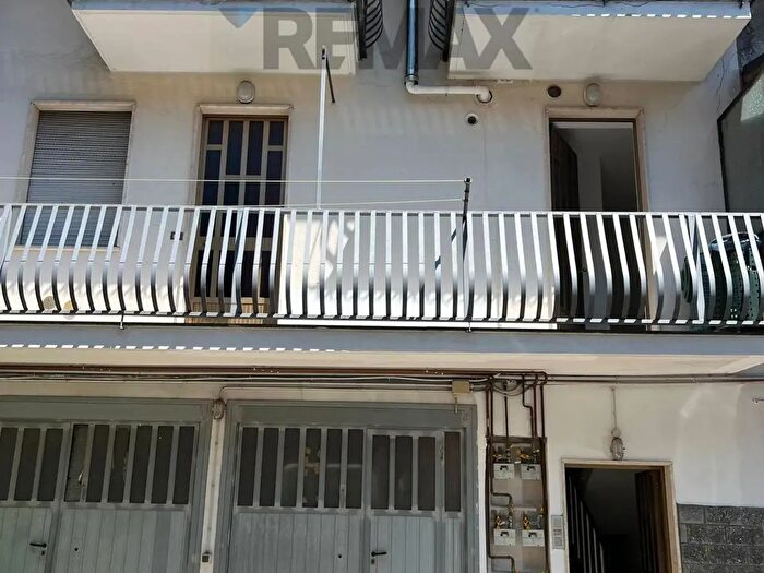 Appartamento trilocale in vendita in Via Gaeta, Busto Arsizio