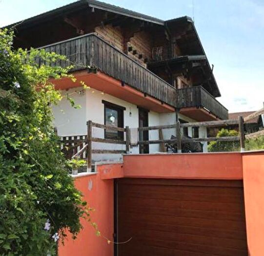 Casa con 6 locali in vendita in Brissogne
