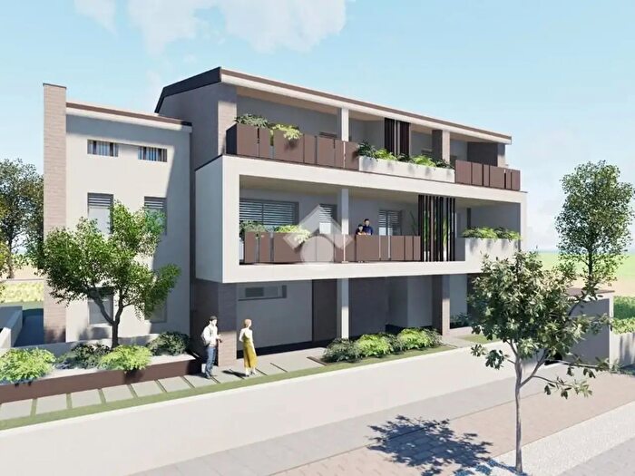 Appartamento quadrilocale in vendita in Via Praga, Collecchio