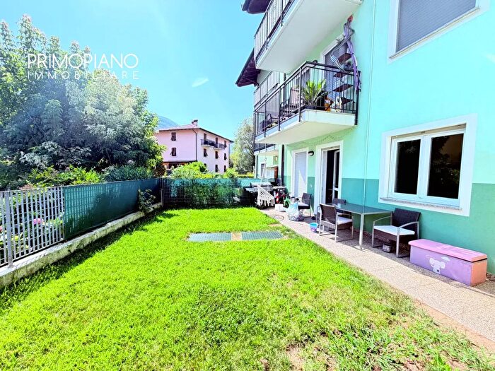 Appartamento trilocale in vendita in Via Stazione, Rovereto
