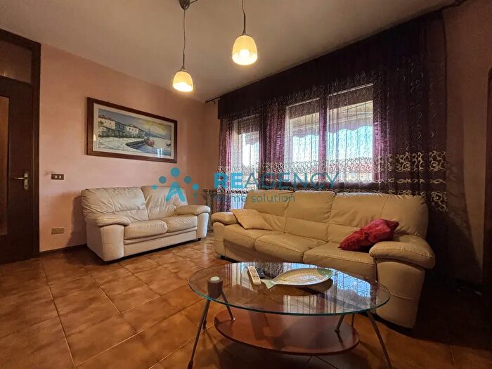 Appartamento quadrilocale in vendita in Via Leonardo da Vinci, Creazzo