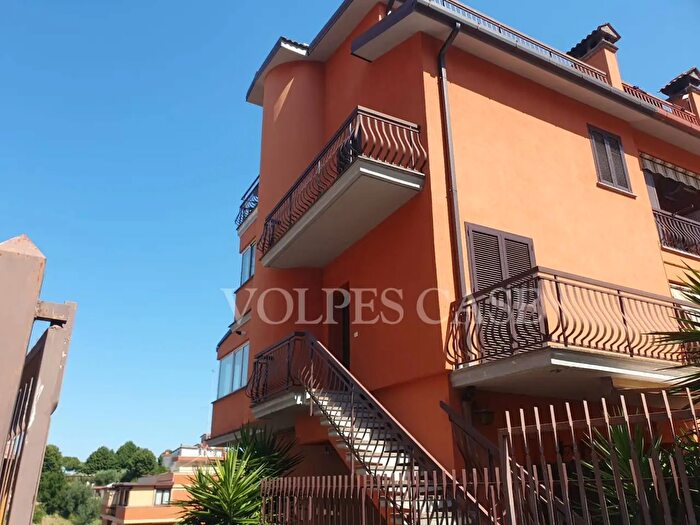 Casa con 5 locali in vendita in Via Angelo Poliziano, Fonte Nuova