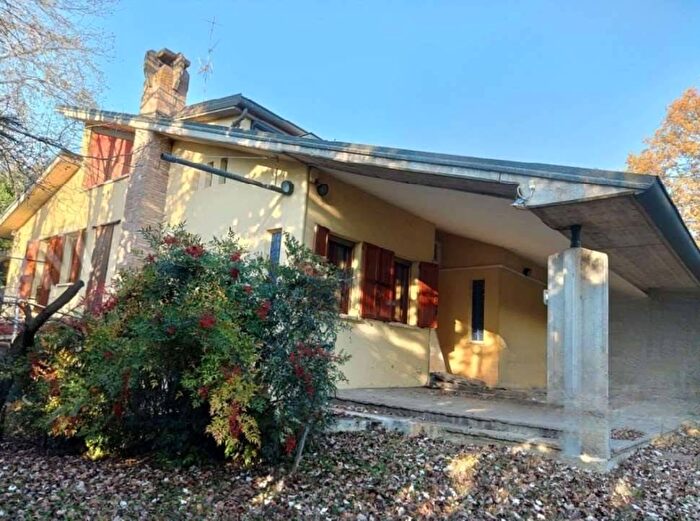 Casa con 6 locali in vendita in Corso Italia, Mirabello, Terre del Reno