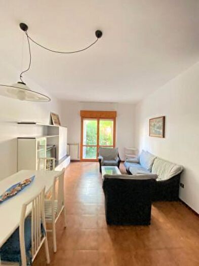 Appartamento trilocale in affitto in Viale Nino Bixio, Riccione