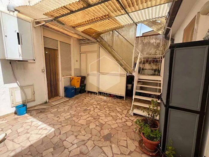 Casa trilocale in vendita in Via Monsignor Savalla, Petrosino