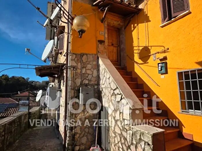 Appartamento bilocale in vendita in Via del Broglio, Valmontone